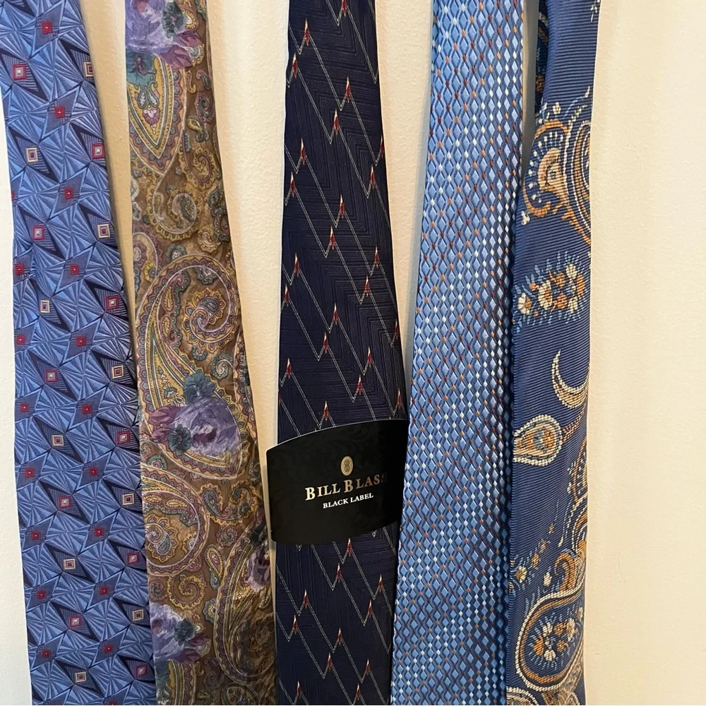 VTG Men’s Silk Ties Lot of 5 Blue Floral Paisley Geometric Patterned Preppy
